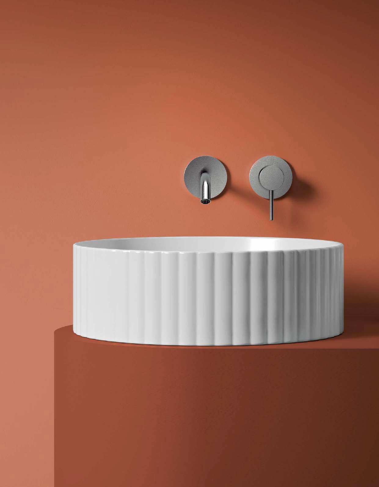 Composizione lavabo su struttura Vogue con griglia bianco opaco