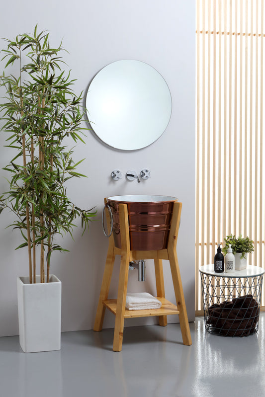 HOHE GEHÄUSEKONSTRUKTION AUS BACILE-HOLZ