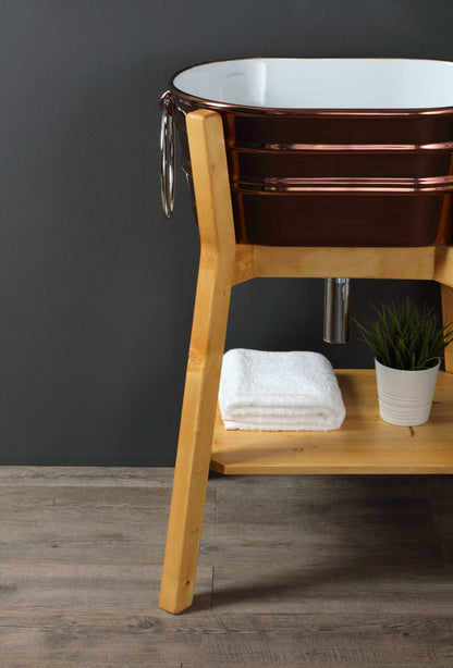 HOHE, STEHENDE HOLZWANNENKONSTRUKTION