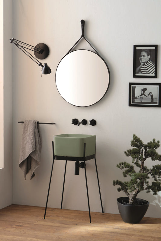 QUADRATISCHER HYBRID