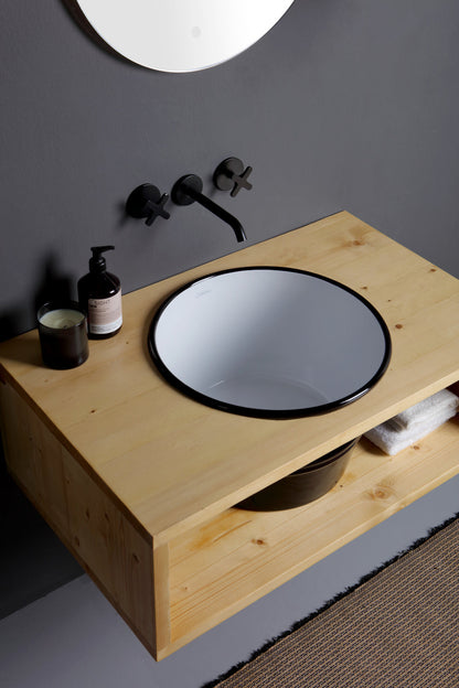 HÄNGENDE HOLZRAHMENSCHRANK