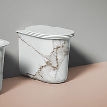 Elegantes, wandbündiges Stand-WC ohne Spülrand